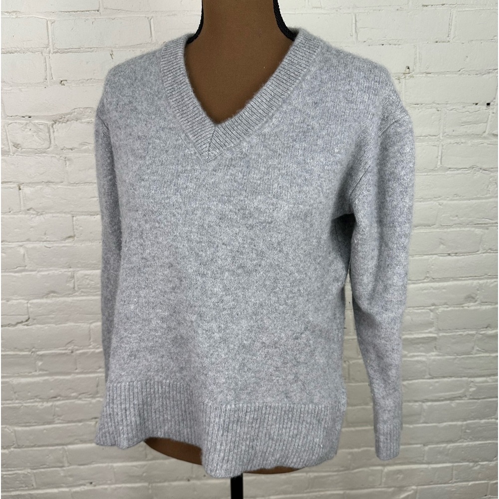 Magaschoni Light Gray V-Neck Sweater